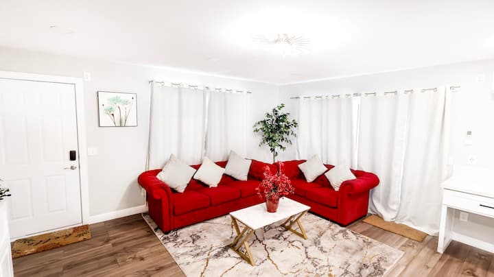 Gillespie Dr 2br Front Unit | 20 Min Downtown Sd - 泉谷