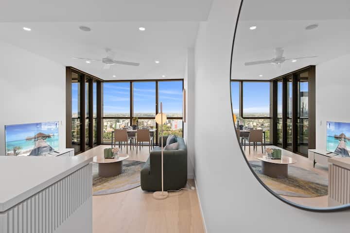 Queens Wharf 1b | Sunrise Balcony + River View - Brisbane