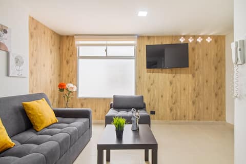 Popular Airbnb listing: Design and Comfort in Downtown Medellín in La Candelaria