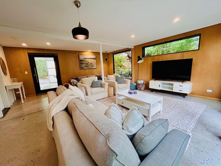 Bayview Escape - 250m From Beach, Pet Friendly! - Inverloch