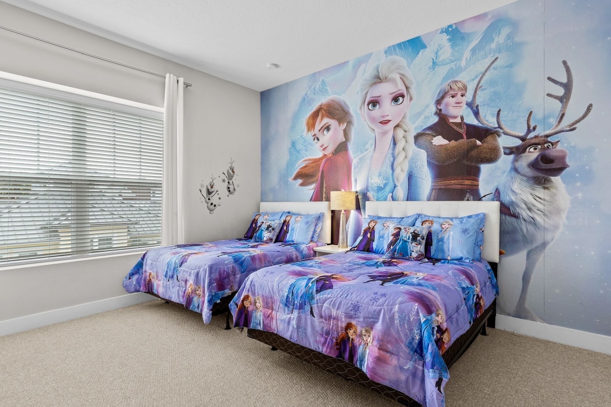 სუიტის ტიპის საძინებელი მეორე სართულზე, ორი საწოლი, 4 ადგილი