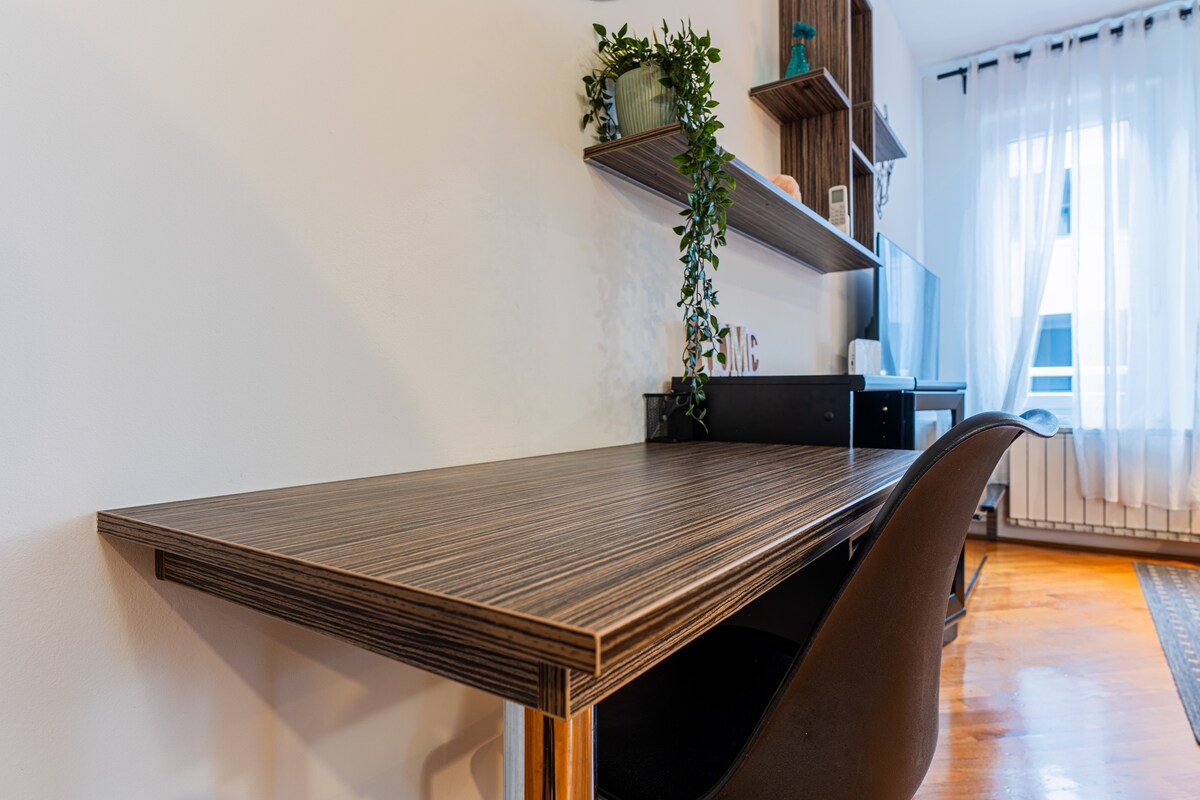 Corner Apartment