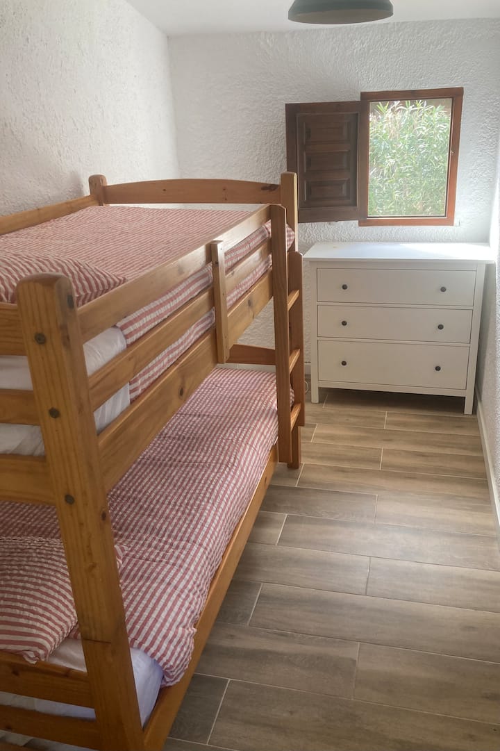 საძინებელი 4