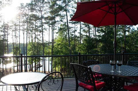 Lakefront Oasis•Heated SwimSpa