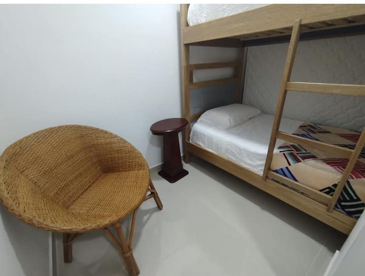 Dhomë gjumi 2
