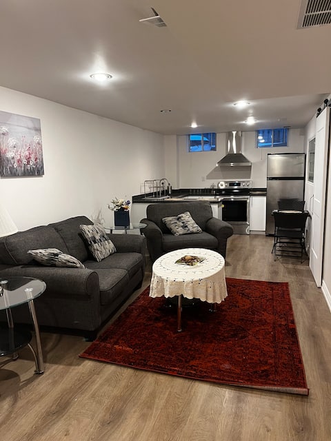 Top Airbnb: Cozy Basement Apartment in Central Erin Mills