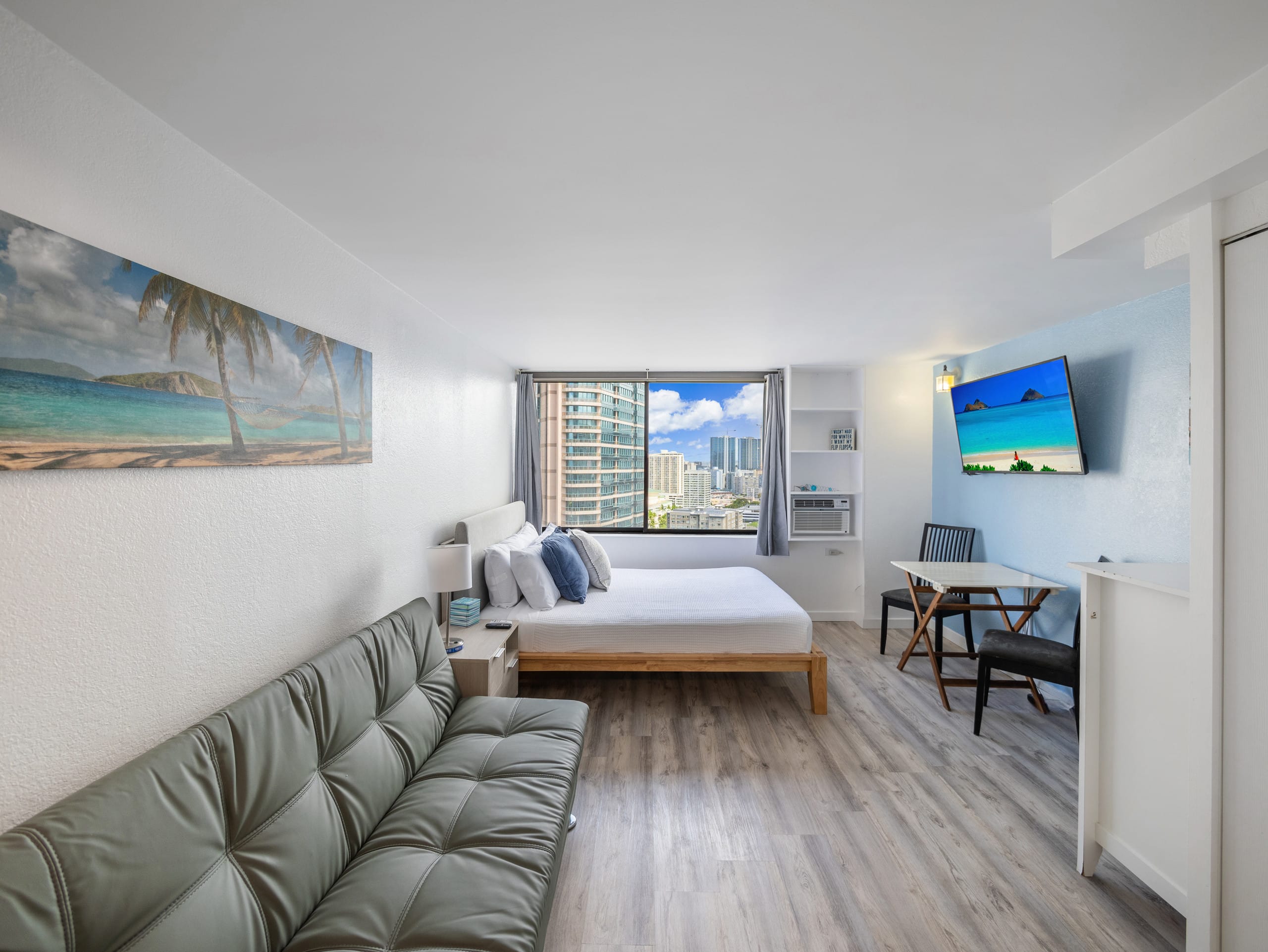 Renovated Cute Cozy Studio in Waikiki - Image 12