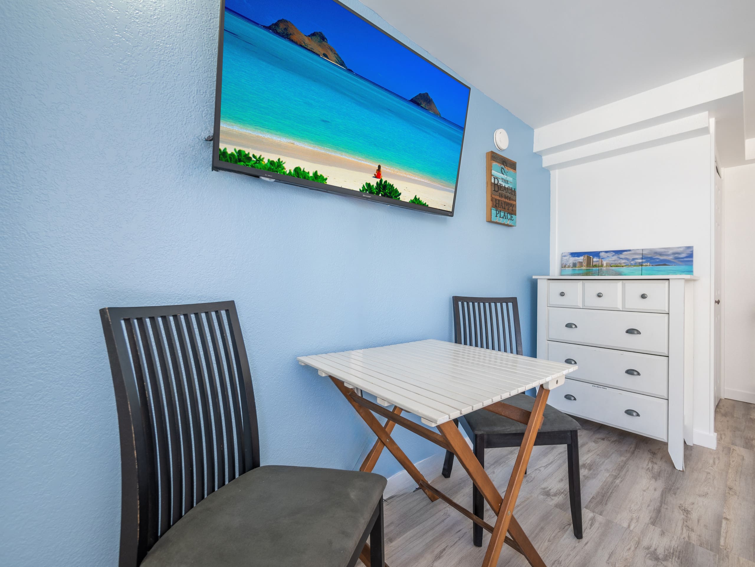 Renovated Cute Cozy Studio in Waikiki - Image 6