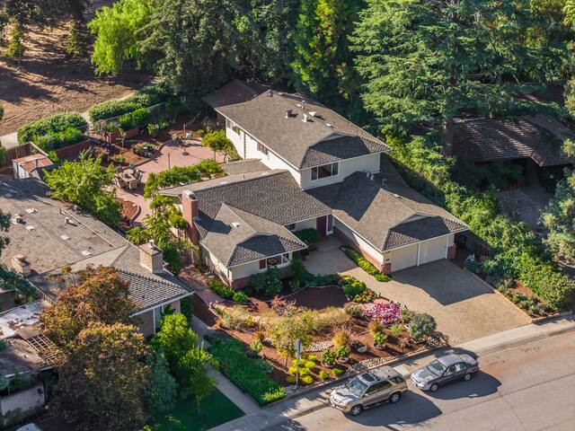 Charming Family Retreat