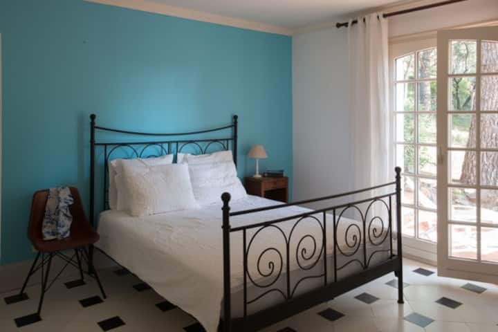 საძინებელი 1