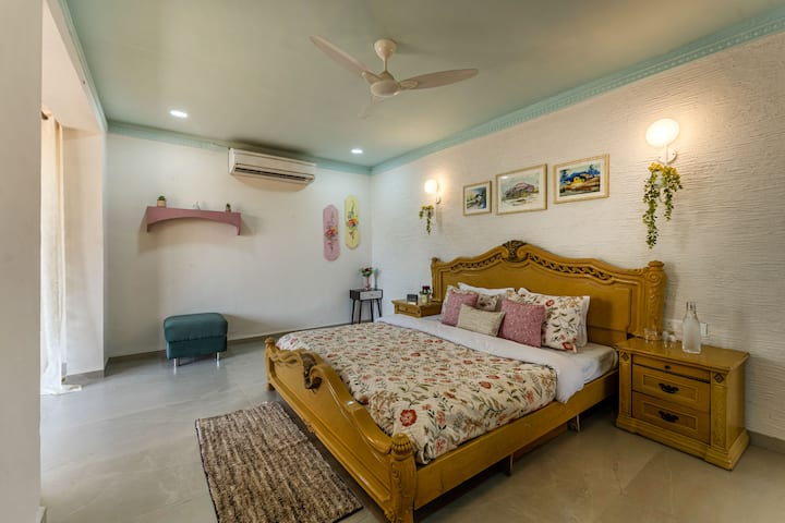 Chumba cha kwanza cha kulala 