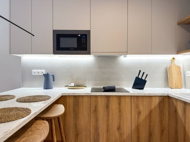 Luxury Downtown Apartment D5 gallery image 5