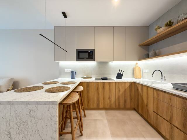 Luxury Downtown Apartment D5 gallery image 4