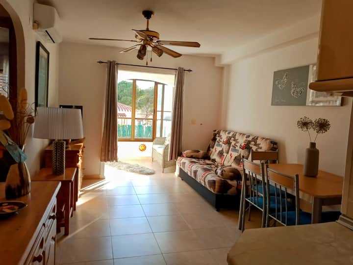 Violetas Beach - Playa Flamenca