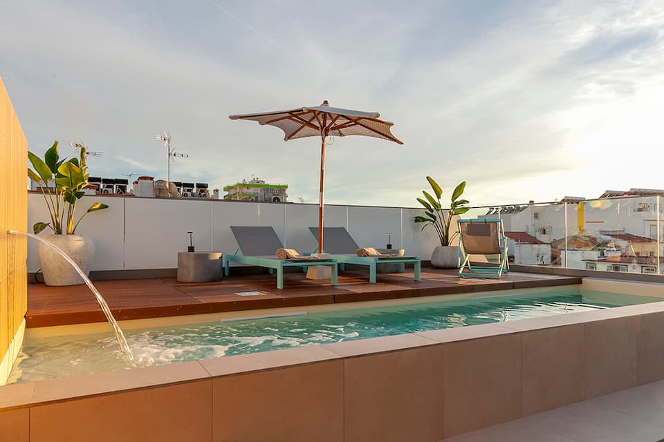 Top-earning Airbnb listing in Monte Gordo, 2 bedrooms
