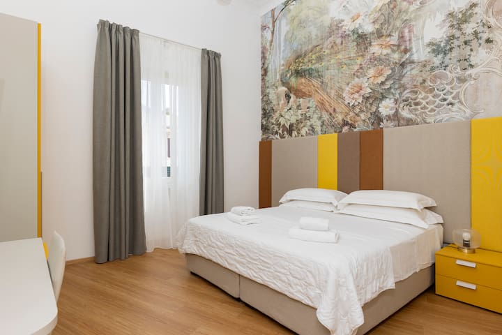 Pometha Boutique – Saint Mary