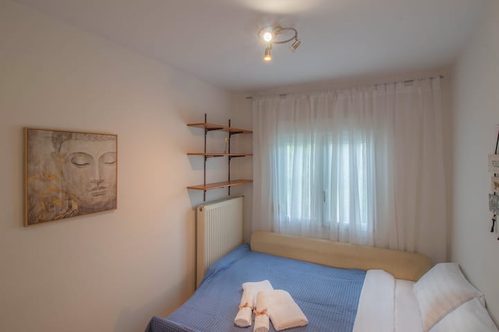 СПАЛНА СОБА  

КАУЧ НА СПУШТАЊЕ