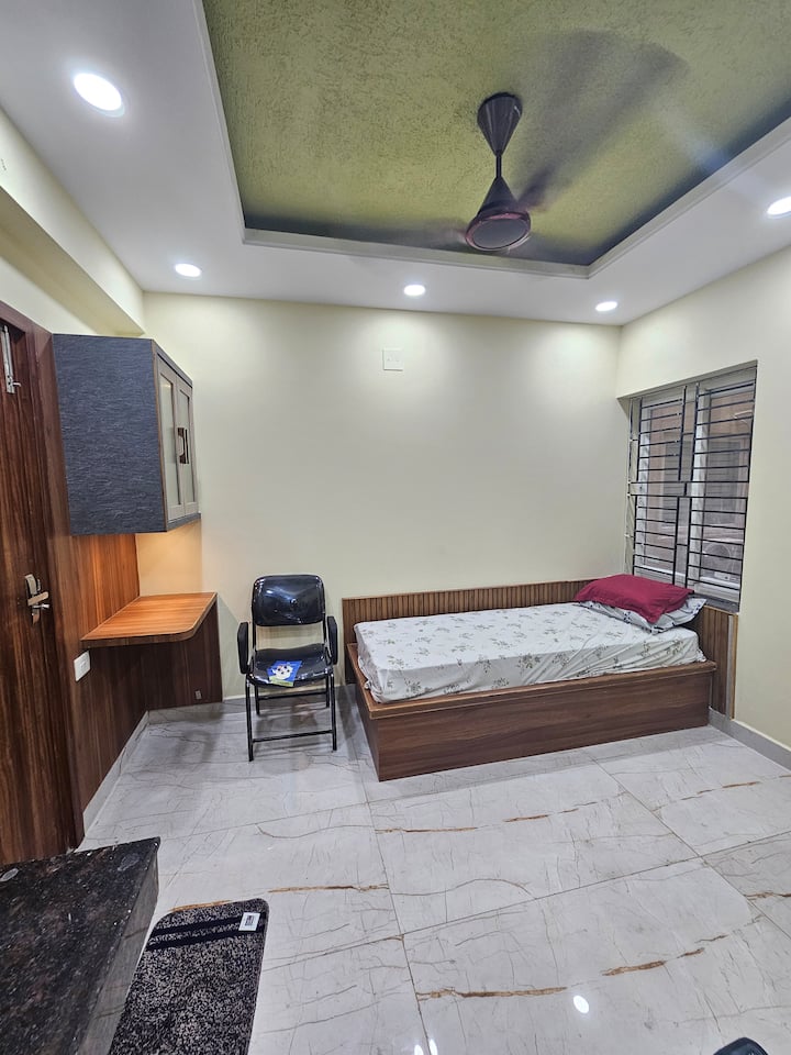Smart 1bhk Holiday Self Service Homestay - Puri