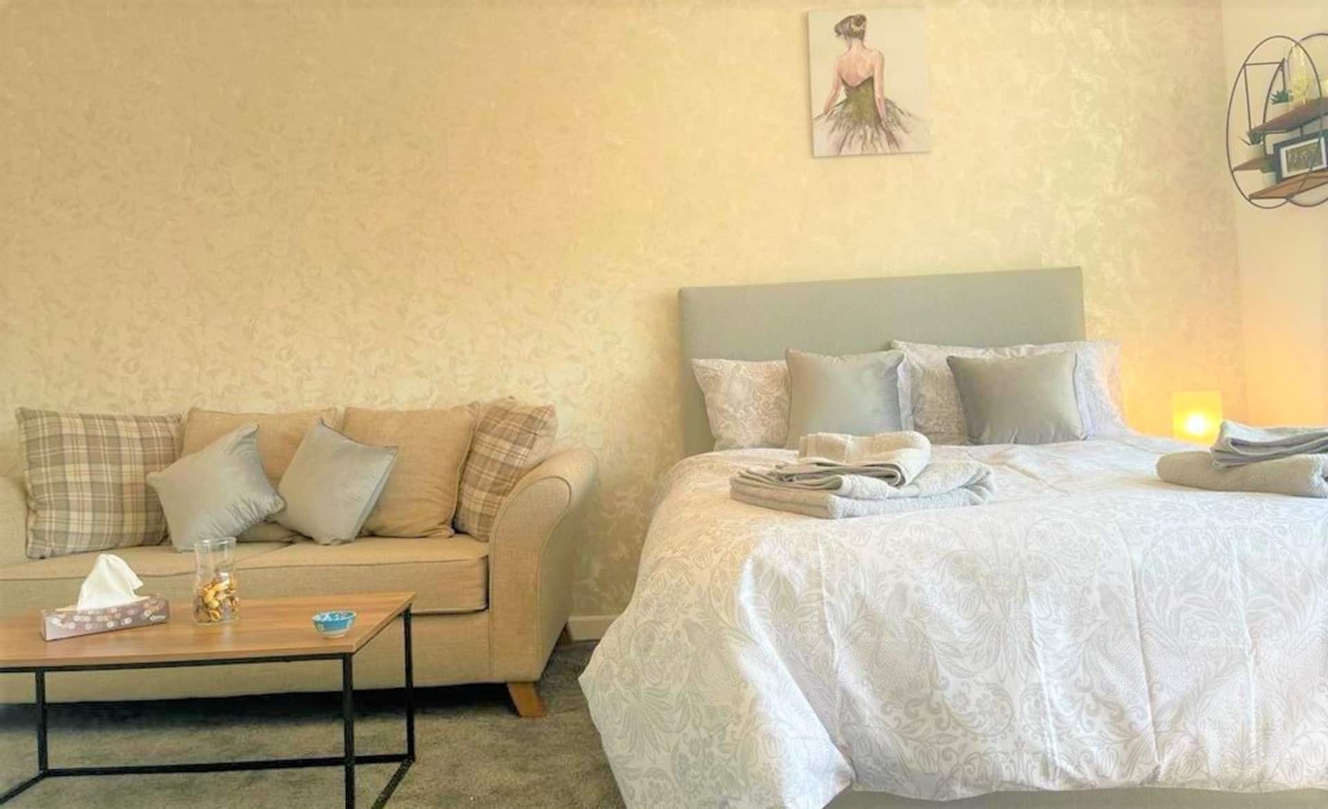 Cosy, Stunning Studio, NEC - BHX