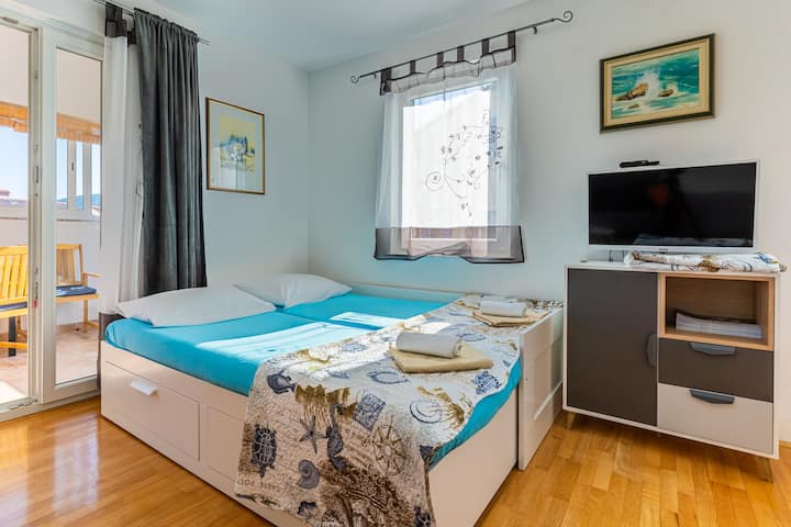 Apartamento familiar único.
Cama nido para dos personas.
aire acondicionado.❄️