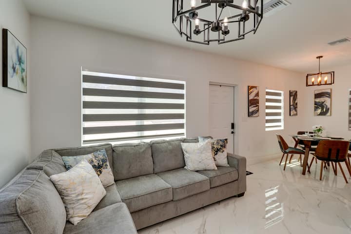 Modern 3br/ 2ba Retreat Mins To Beach & Downtown - Vero Beach, FL