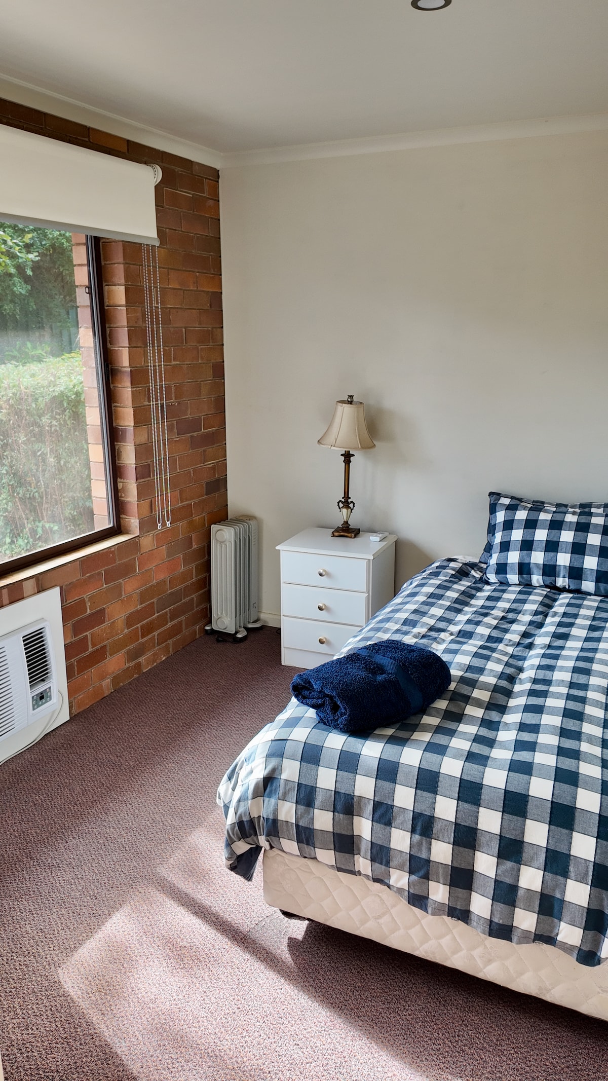 غرفة النوم 2