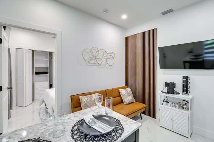 1br/1ba- Retreat Minutes To Beaches & Downtown - Vero Beach, FL