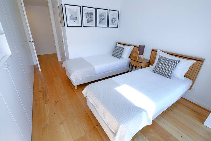 Atlantis Ocean Front gallery image 2