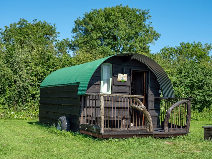Peter Rabbit-shepherd's Hut Petruth Paddocks - Cheddar