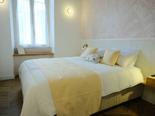 GG Vatican Townhouse gallery image 4