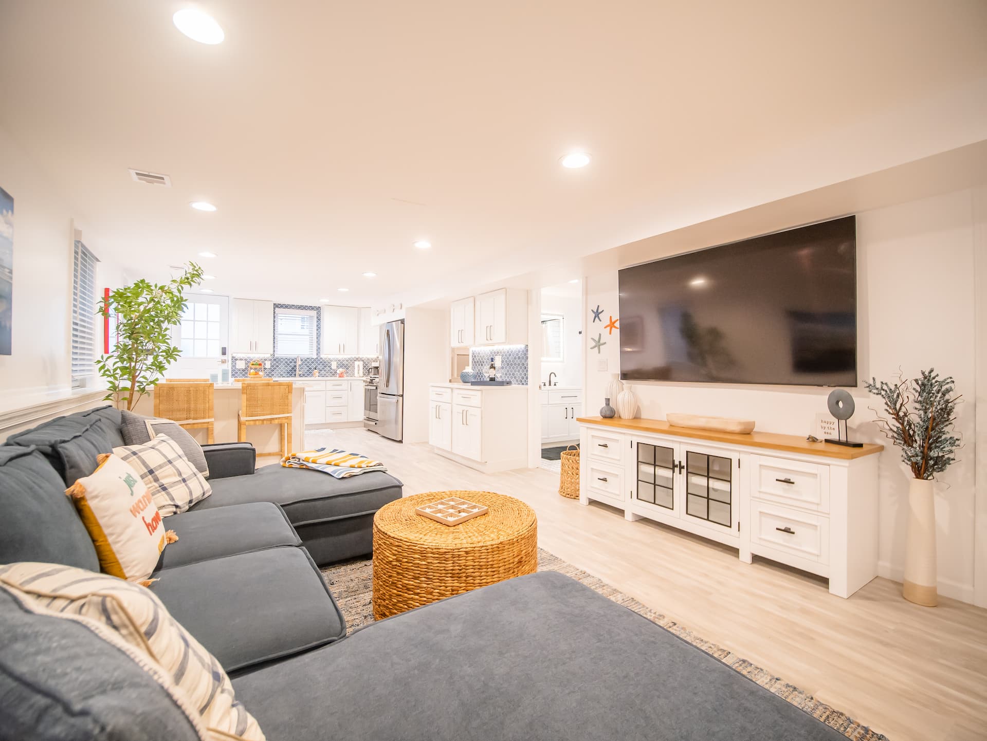 3BR w/ Outdoor Oasis - 1.5 Blocks to Beach