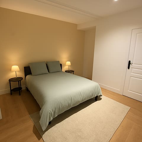 Listing in Saint-Denis