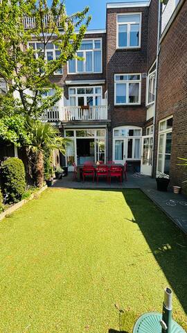 Familiehuis + tuin nabij strand gallery image 3