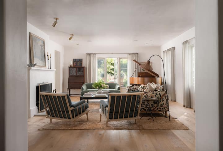 El Cedro - Luxurious Montecito Estate With Pool - Montecito, CA