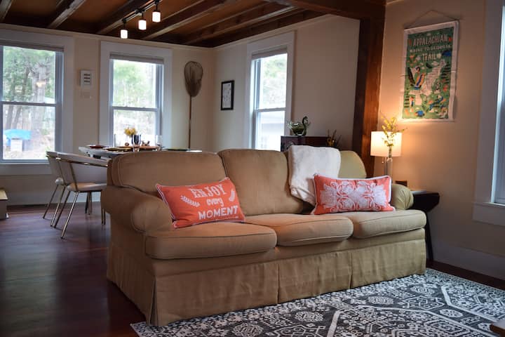 Cozy Cottage In Blodgett Landing - New London, NH