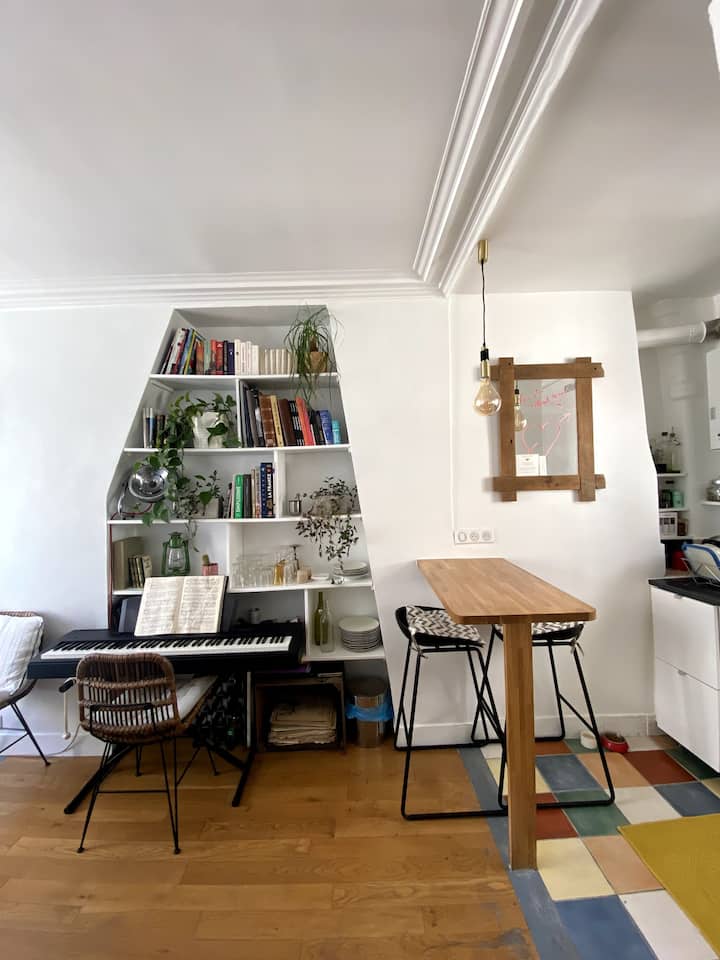 Paris Montmartre, charming apartment with a view
