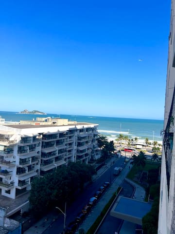 Apartamento frente à praia ao lado Hotel Windsor