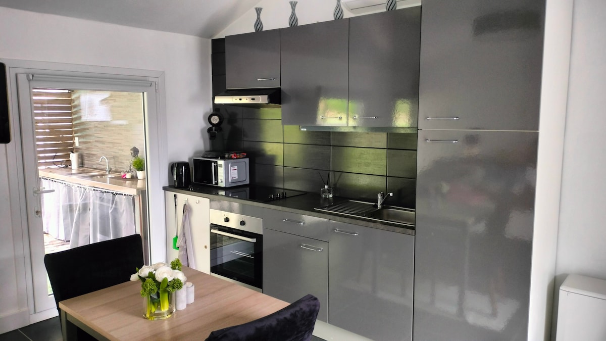 Popular Airbnb listing: Gite in Hainaut