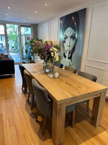 Amazing house with garden in De Pijp gallery image 4