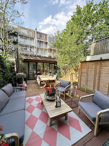 Amazing house with garden in De Pijp