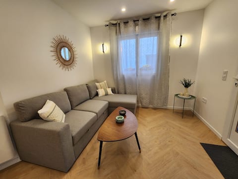 Successful Airbnb property: Secret Garden Escape Near Paris in Sartrouville