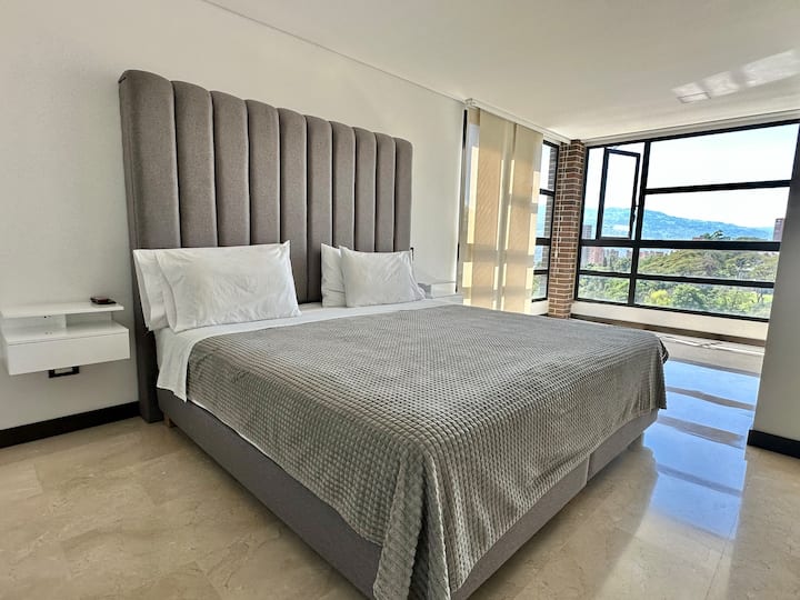 0302 Tranquilo, Cómodo Y Con Excelente Ubicación - Medellín