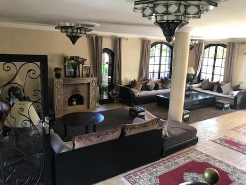 Popular Airbnb listing: Gîte Dar Le Figuier Ourika Marrakesh in Ourika