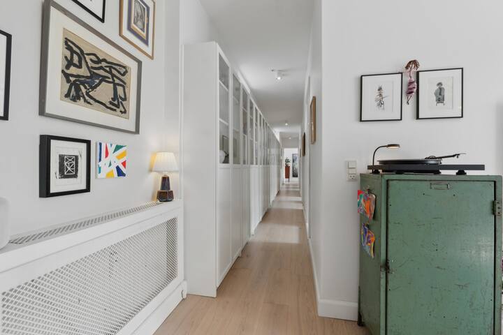 Central location in the old city gallery image 4