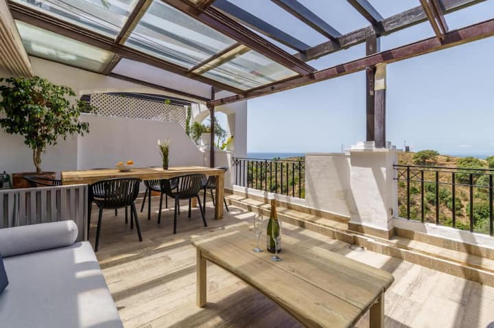 Sunny Duplex Penthouse With Seaview - Marbella