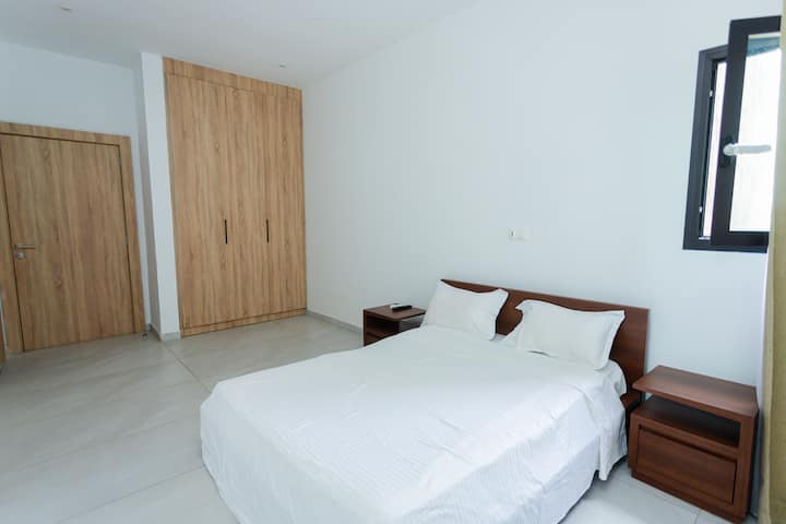 საძინებელი 2