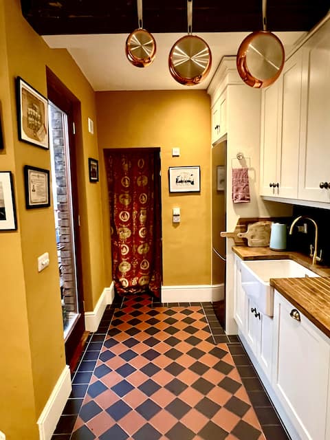 Top performing Airbnb: Beautiful house in the Liberties in South West Inner City