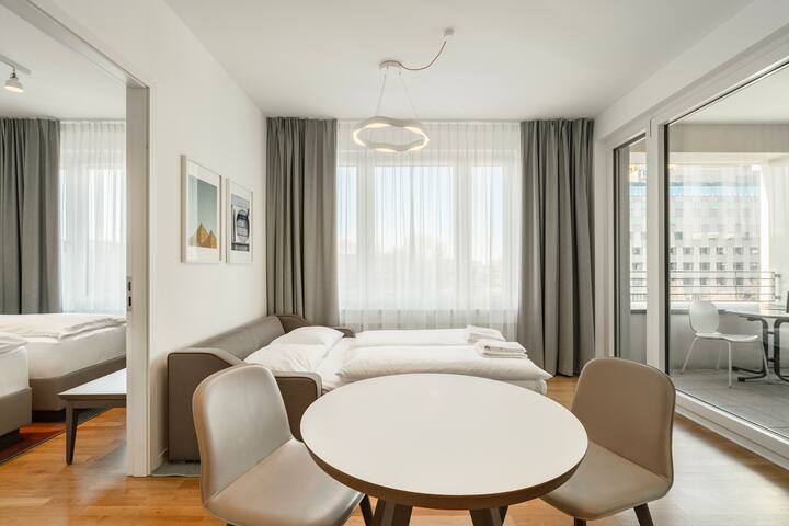 Apartment with 2 bedrooms at Potsdamer Platz gallery image 3