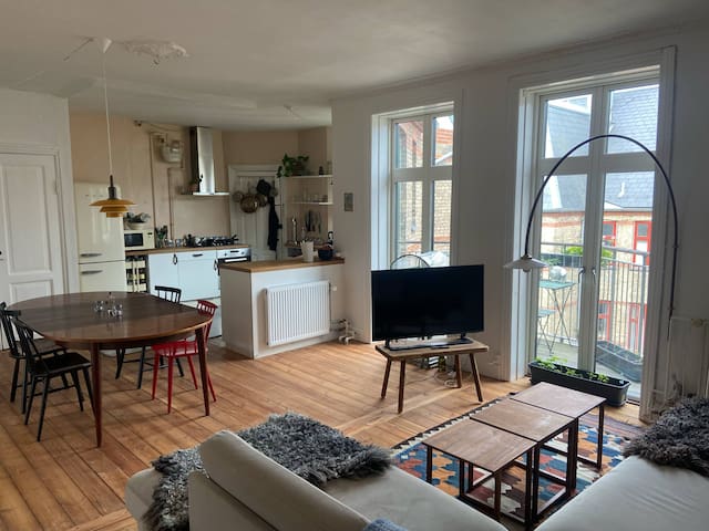 Big living room and balconies