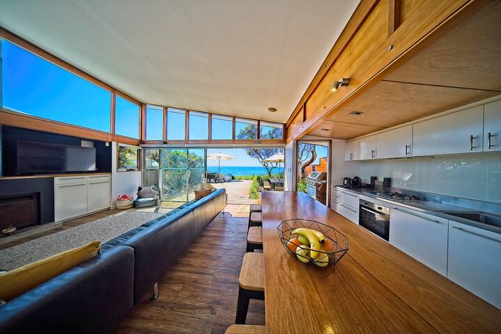 Nellies North Beach House gallery image 5